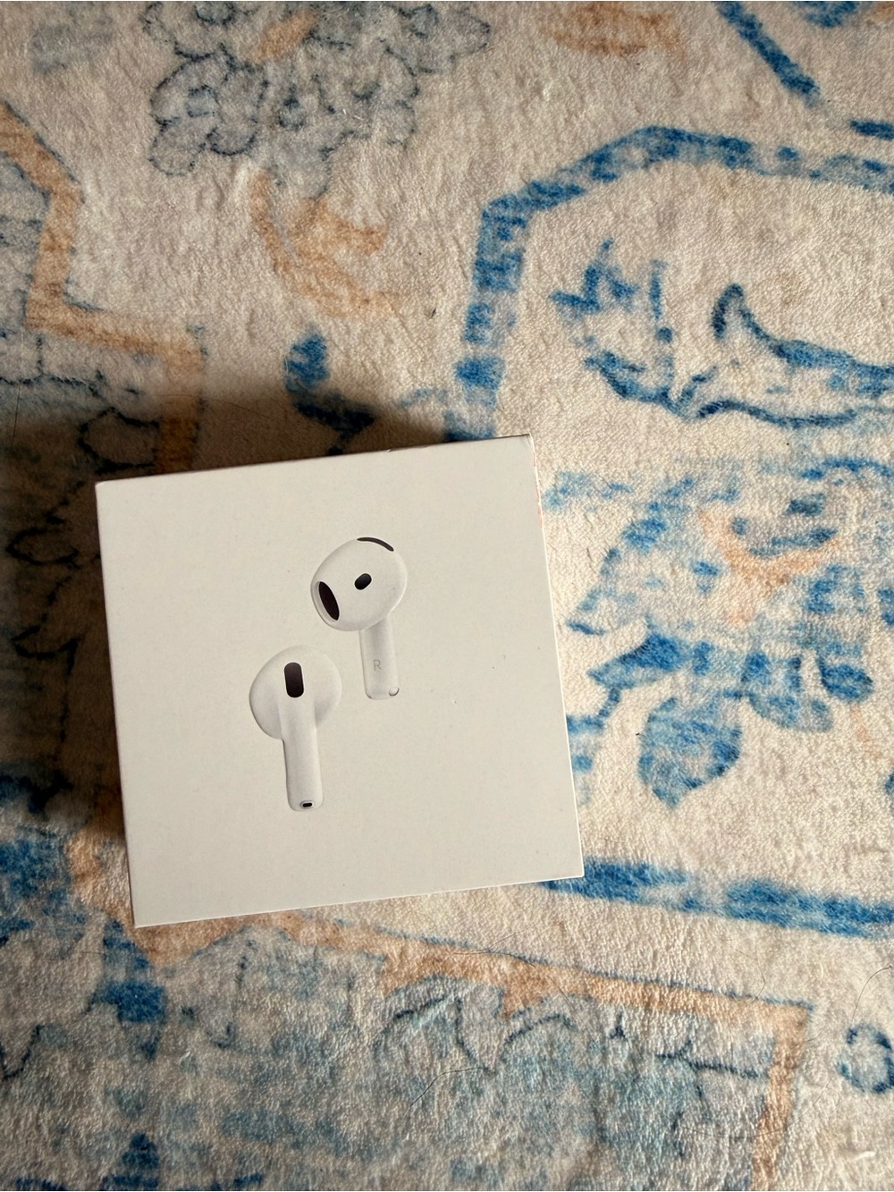 Apple White True Wireless Earbuds with Charging Case